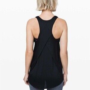 Lululemon Size 8 Essential Tank Pleated Black